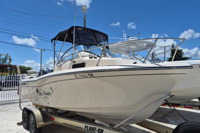 BOATZON | GradyWhite Adventure 208 2022
