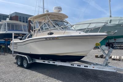 BOATZON | GradyWhite Adventure 218 2024