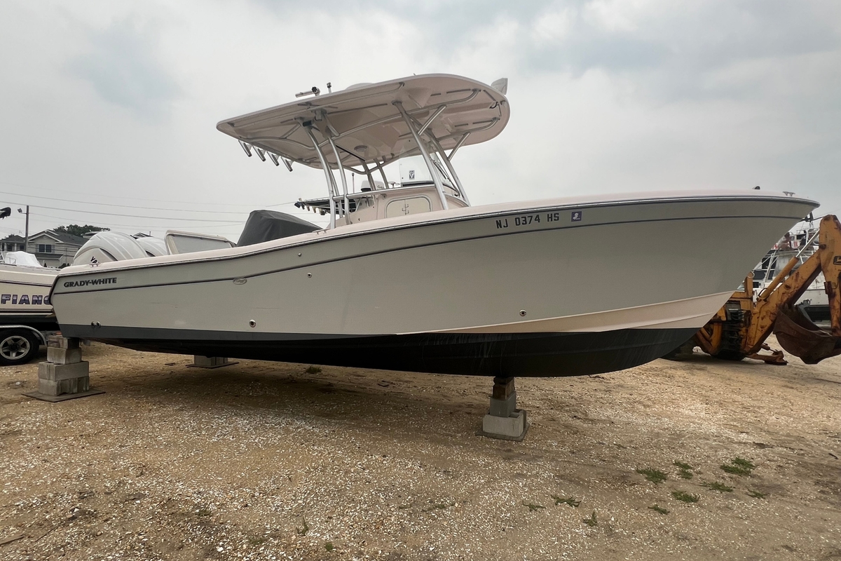 2013 GradyWhite Canyon 283 - Sold Boat