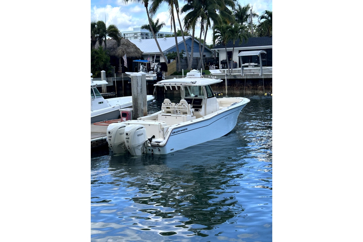 2025 GradyWhite Canyon 306 - Sold Boat