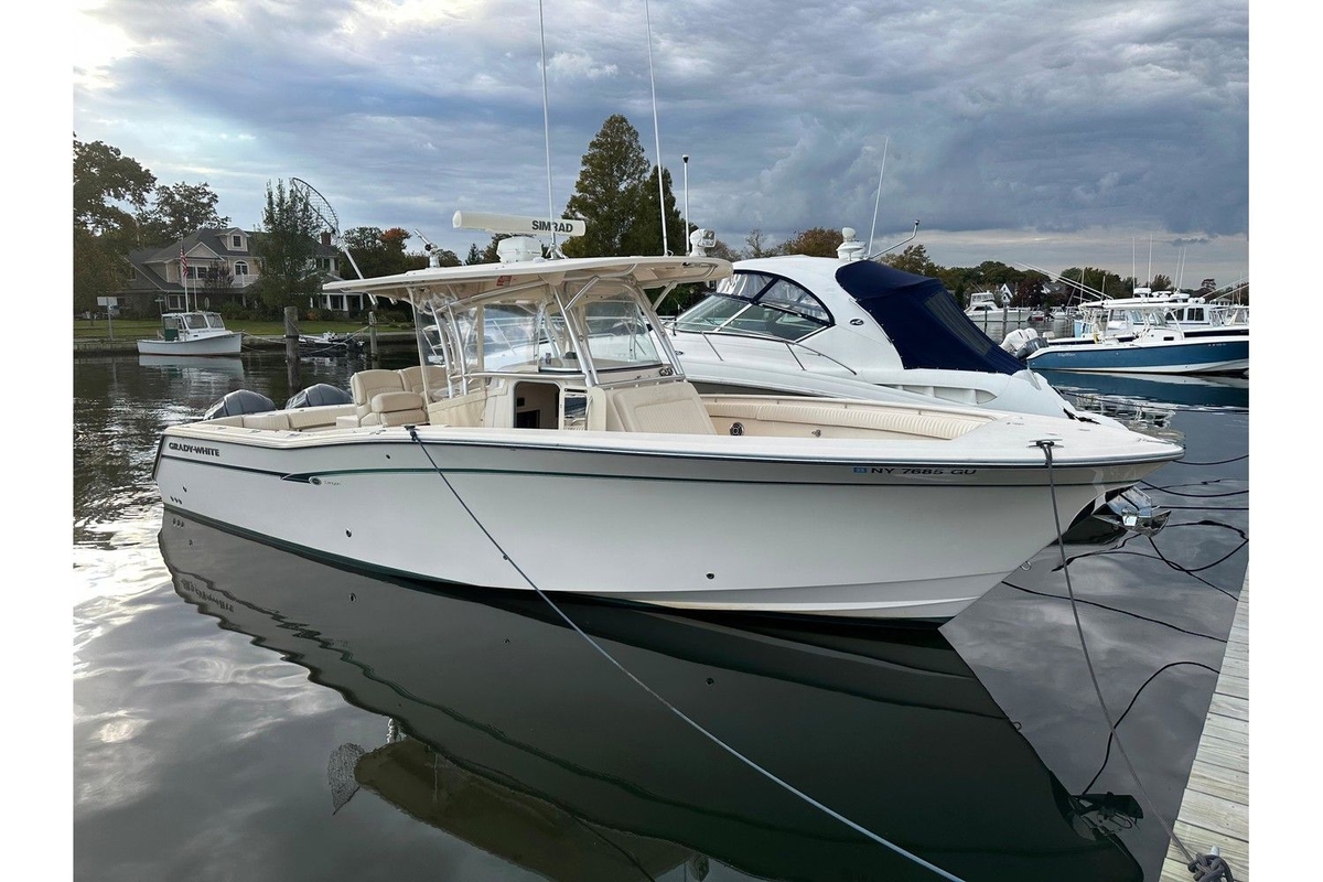 2014 GradyWhite Canyon 336 - Sold Boat