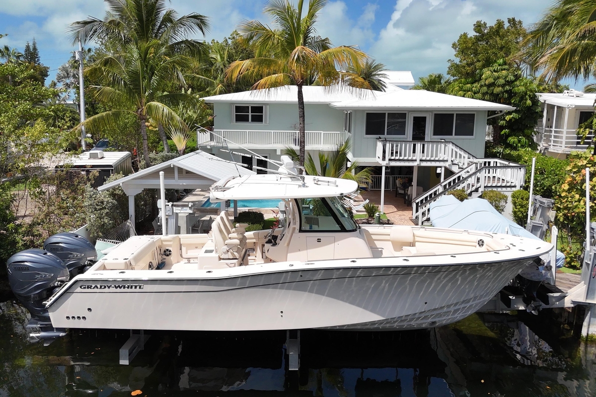2021 GradyWhite Canyon 336 - Sold Boat