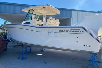 BOATZON | GradyWhite Canyon 336 2026