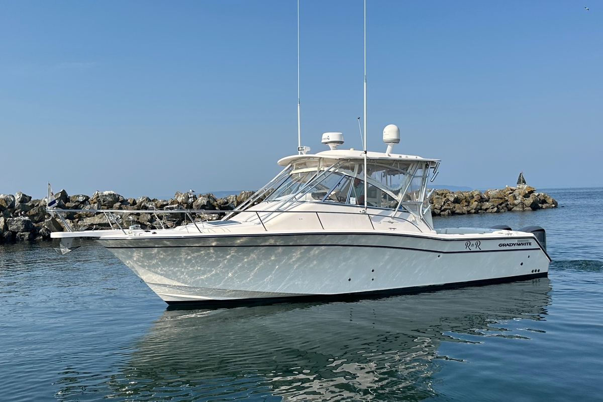 2008 GradyWhite Express 330 - Sold Boat