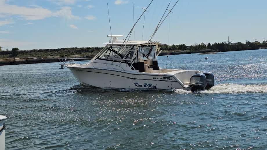 2016 GradyWhite Express 330 - Sold Boat