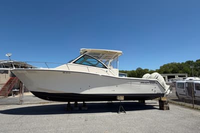 BOATZON | GradyWhite Express 330 2025