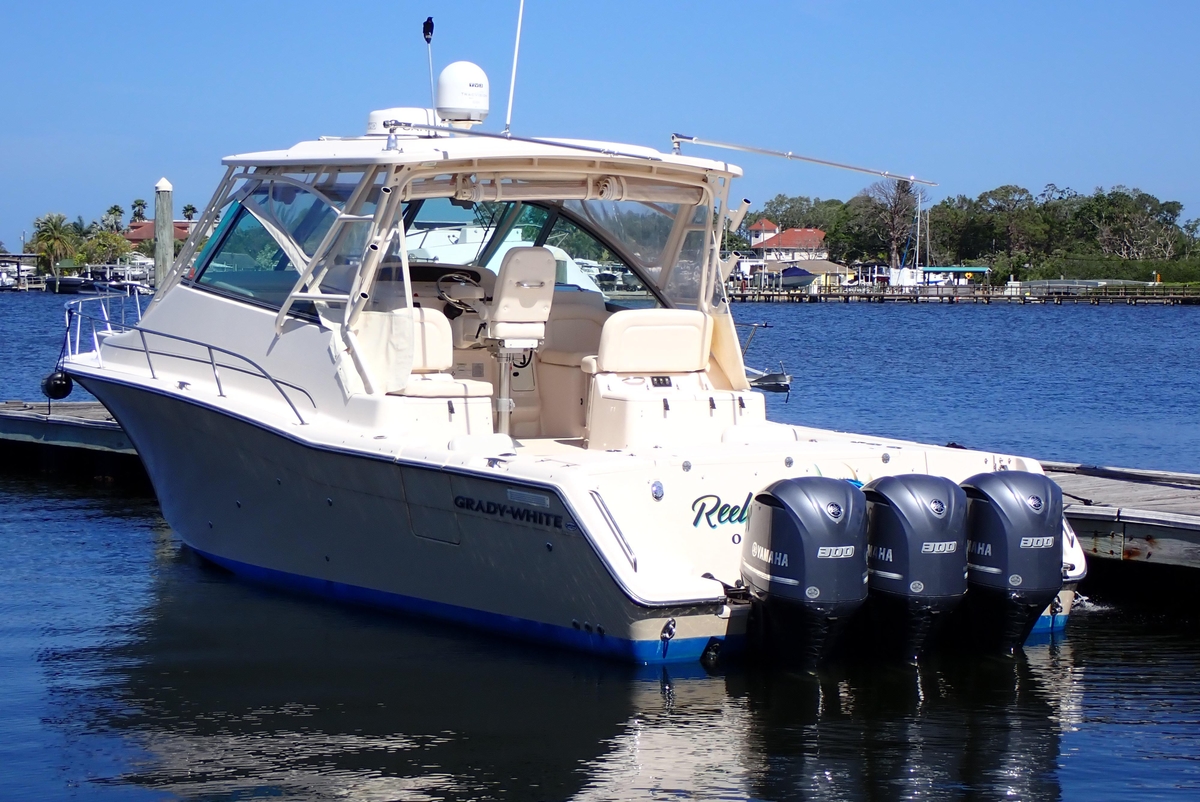 2015 GradyWhite Express 370 - Sold Boat