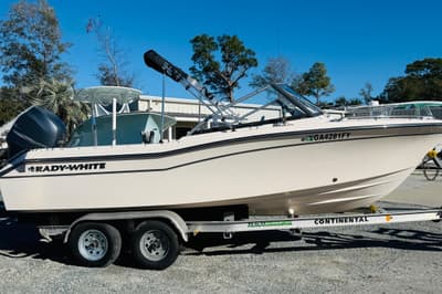 BOATZON | GradyWhite Freedom 192 2015