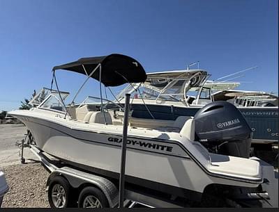 BOATZON | GradyWhite Freedom 215 2020