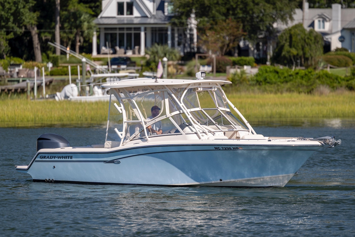 2017 GradyWhite Freedom 235 - Sold Boat