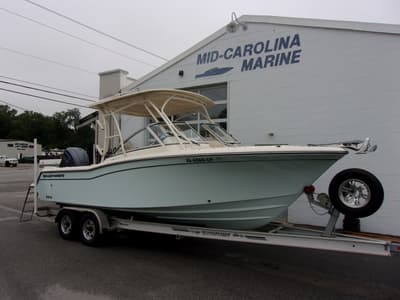 BOATZON | GradyWhite Freedom 235 2021