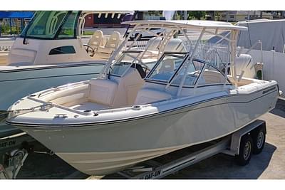 BOATZON | GradyWhite Freedom 235 2024