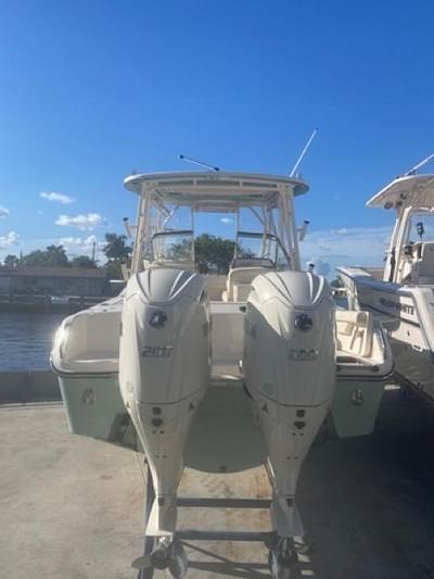 BOATZON | GradyWhite Freedom 255 2024