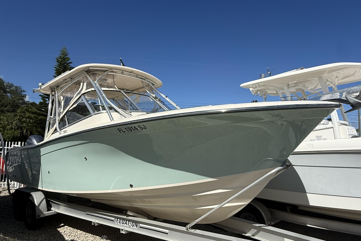 2014 GradyWhite Freedom 275 - Sold Boat