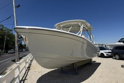 BOATZON | GradyWhite Freedom 285 2026