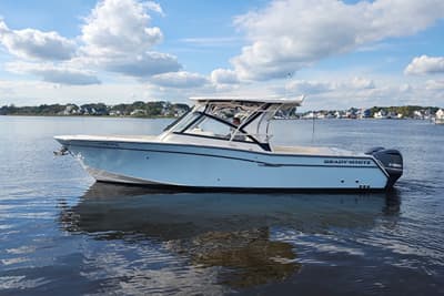 BOATZON | GradyWhite Freedom 307 2016