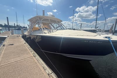 BOATZON | GradyWhite Freedom 307 2018