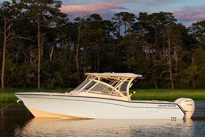 BOATZON | GradyWhite Freedom 307 2024