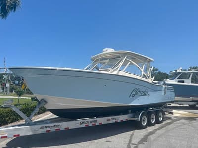 BOATZON | GradyWhite Freedom 307 2024