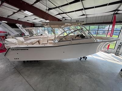 BOATZON | GradyWhite Freedom 307 2025