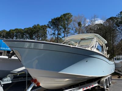 BOATZON | GradyWhite Freedom 307 2026