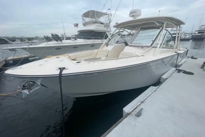 BOATZON | GradyWhite Freedom 307 2026