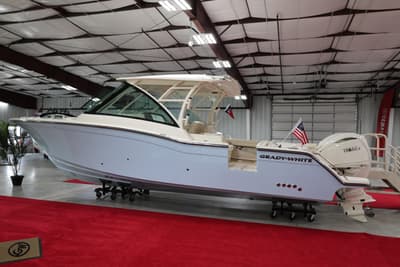 BOATZON | GradyWhite Freedom 325 2026