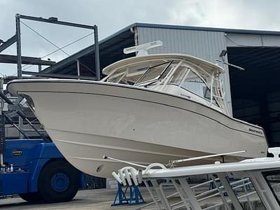 BOATZON | GradyWhite Freedom 335 2021