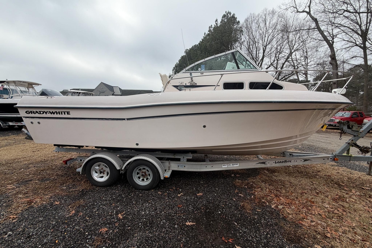 2004 GradyWhite Gulfstream 232 - Sold Boat