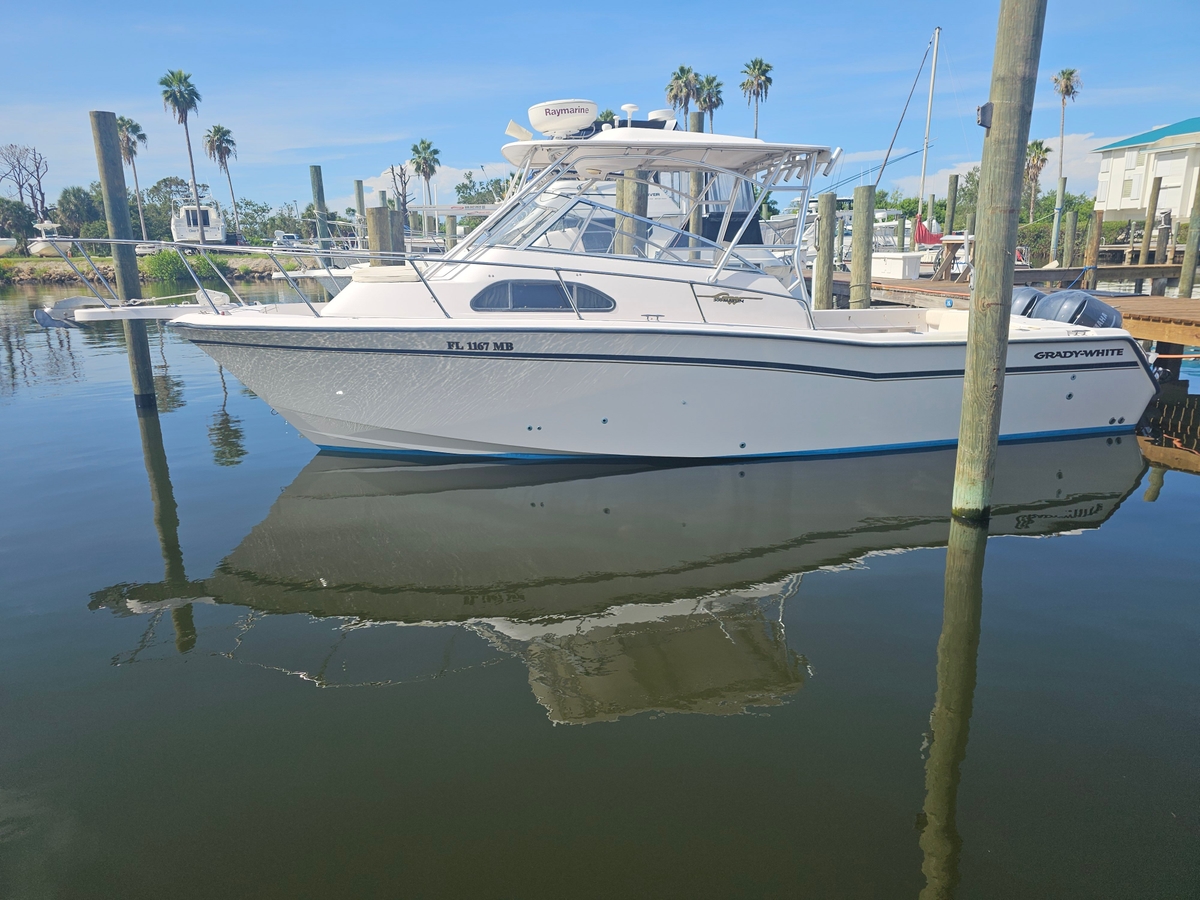 2001 GradyWhite Marlin 300 - Sold Boat