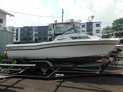 BOATZON | GradyWhite Offshore 240 1988