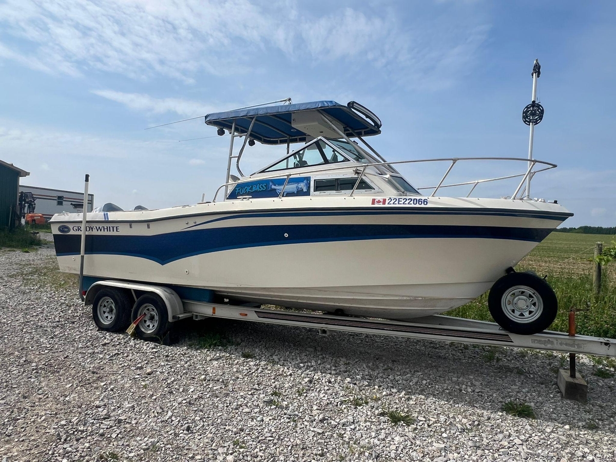 1988 GradyWhite Offshore 240 - Sold Boat