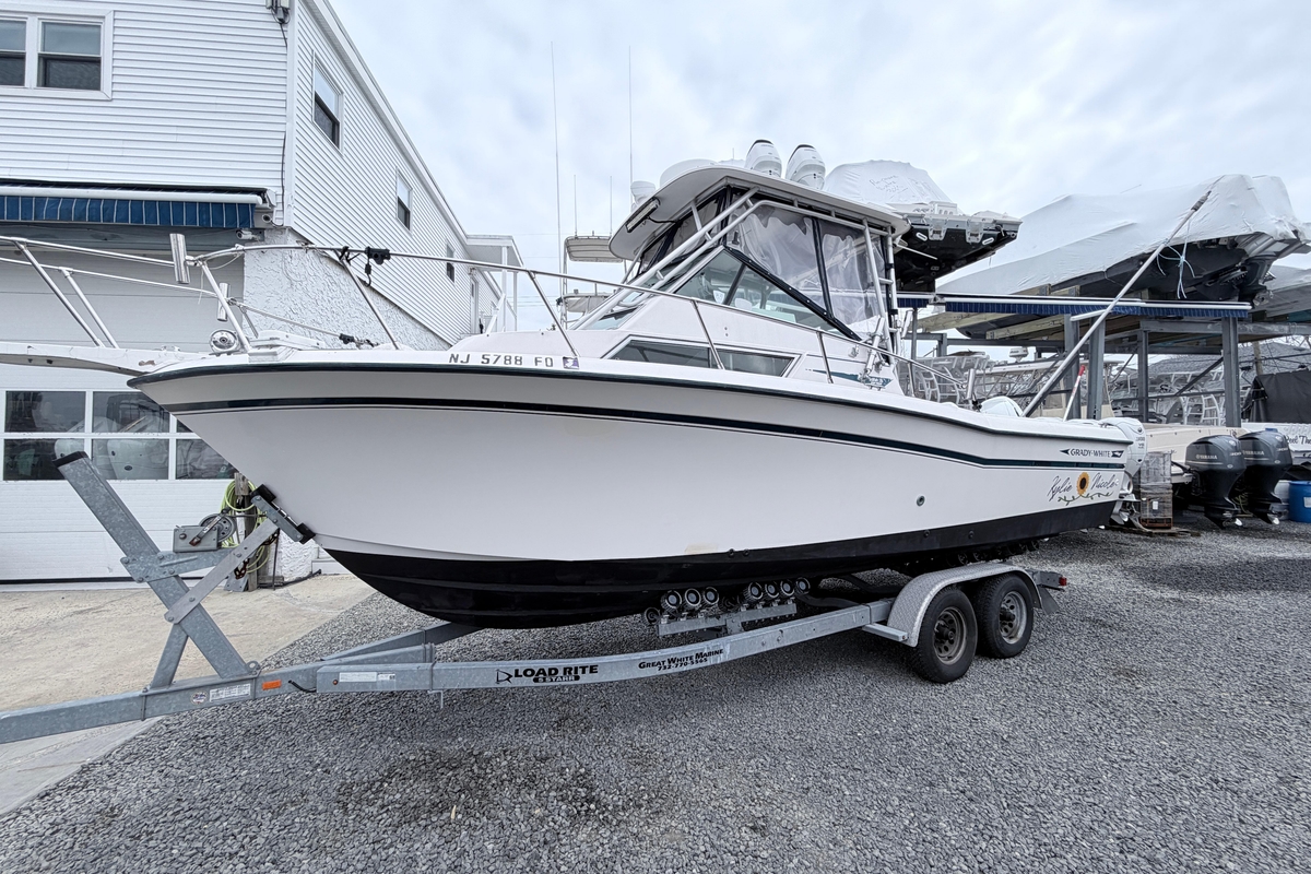1990 GradyWhite Sailfish 25 Sportbridge - Sold Boat