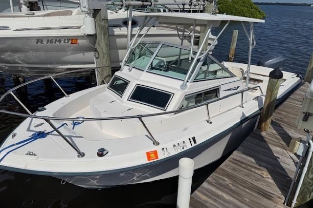 1988 GradyWhite Seafarer 22 - Sold Boat