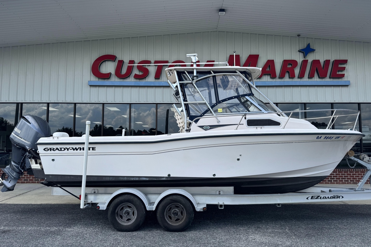 2005 GradyWhite Seafarer 228 - Sold Boat