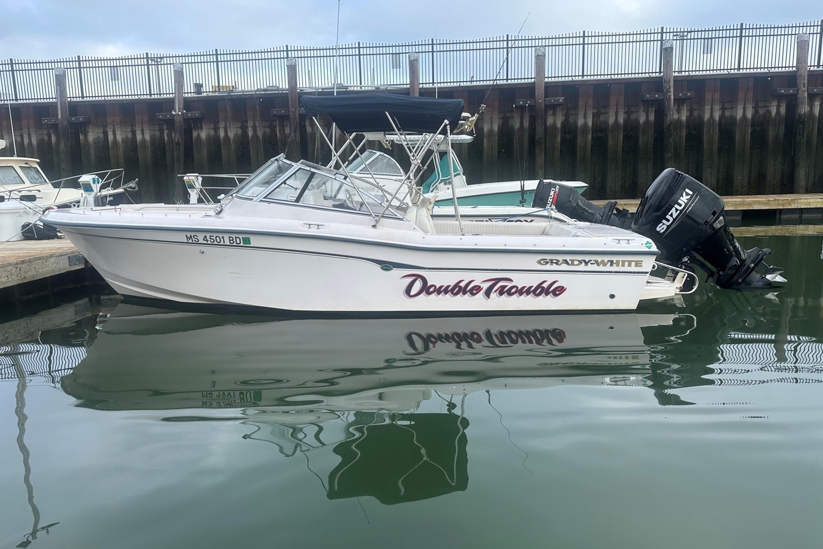 2004 GradyWhite Tournament 225 - Sold Boat