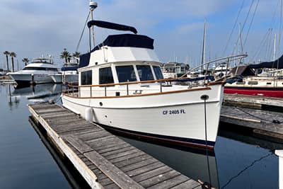 BOATZON | Grand Banks 32 Sedan 1974