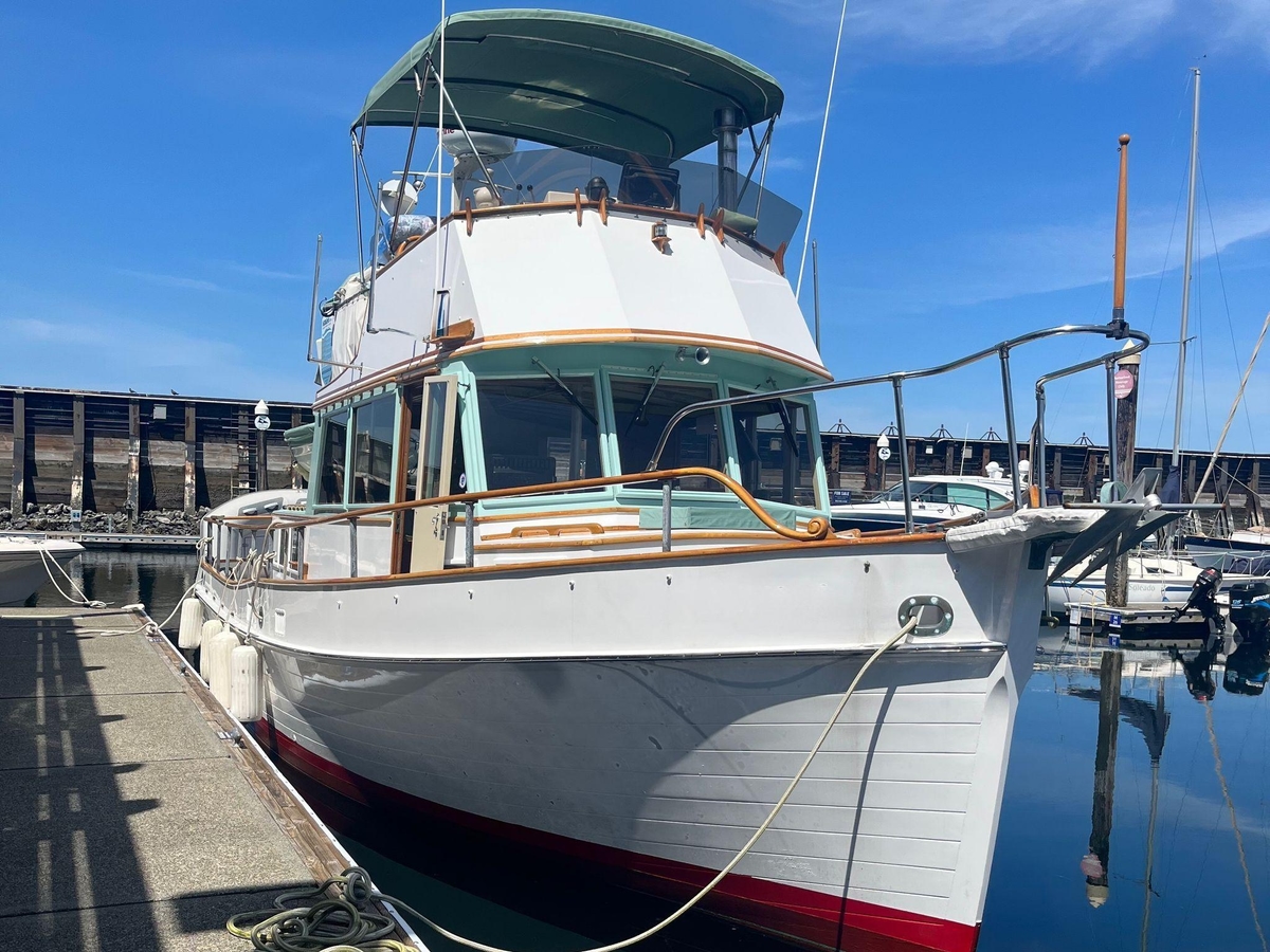 1973 Grand Banks 36 Classic - Sold Boat