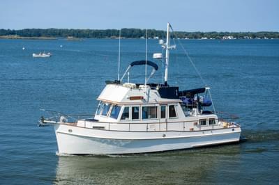 BOATZON | Grand Banks 36 Classic 1990