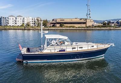 BOATZON | Grand Banks 38 Eastbay EX 1996