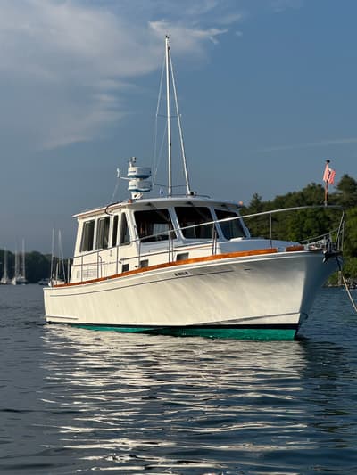BOATZON | Grand Banks 40 Eastbay EX 1996