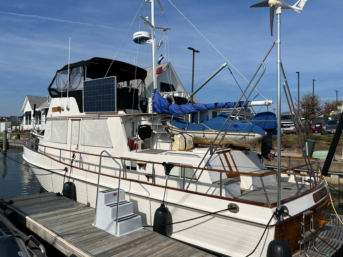 1987 Grand Banks 42 Classic - Sold Boat