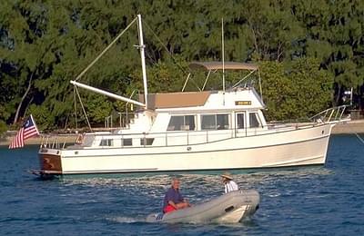 BOATZON | Grand Banks 42 Classic 2000