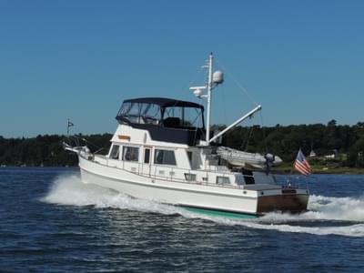 BOATZON | Grand Banks 42 Classic 2002