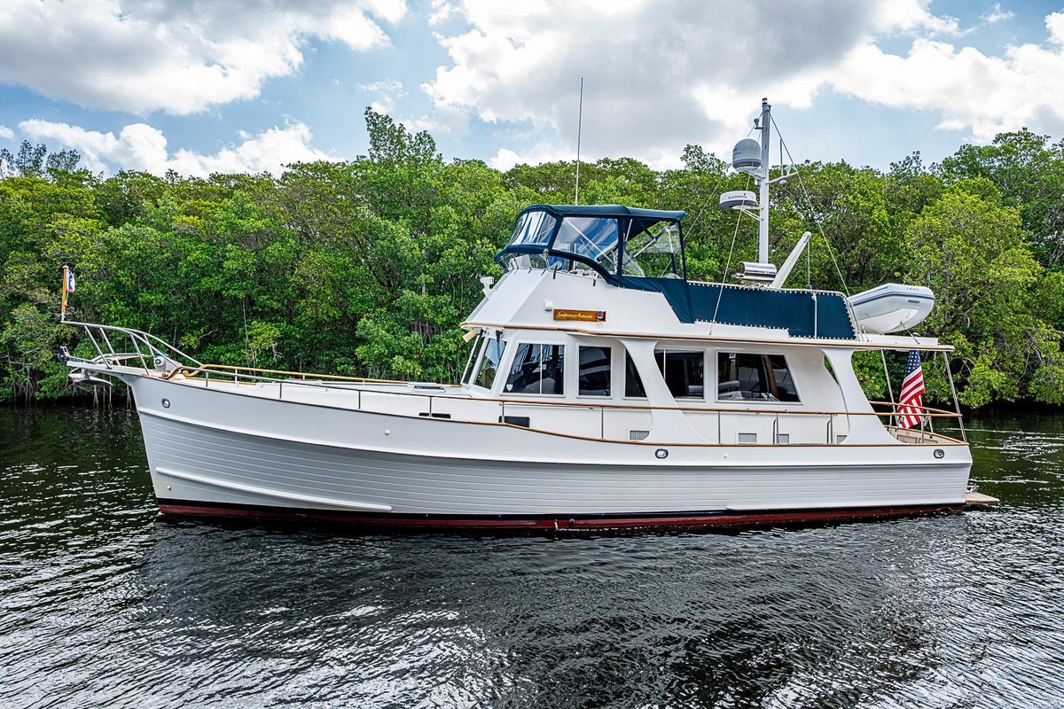 2002 Grand Banks 42 Europa - Sold Boat