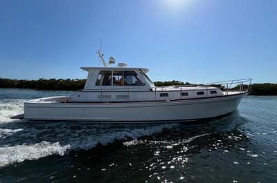 BOATZON | Grand Banks 43 Eastbay HX 2002