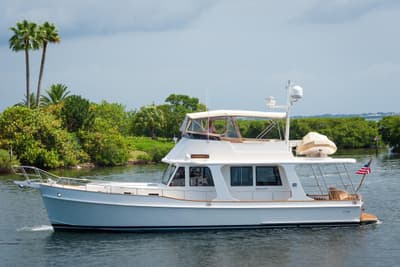 BOATZON | Grand Banks 47 Heritage EU 2011