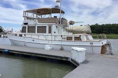 BOATZON | Grand Banks 49 Classic 1985