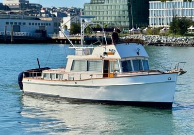 BOATZON | Grand Banks Classic 1979