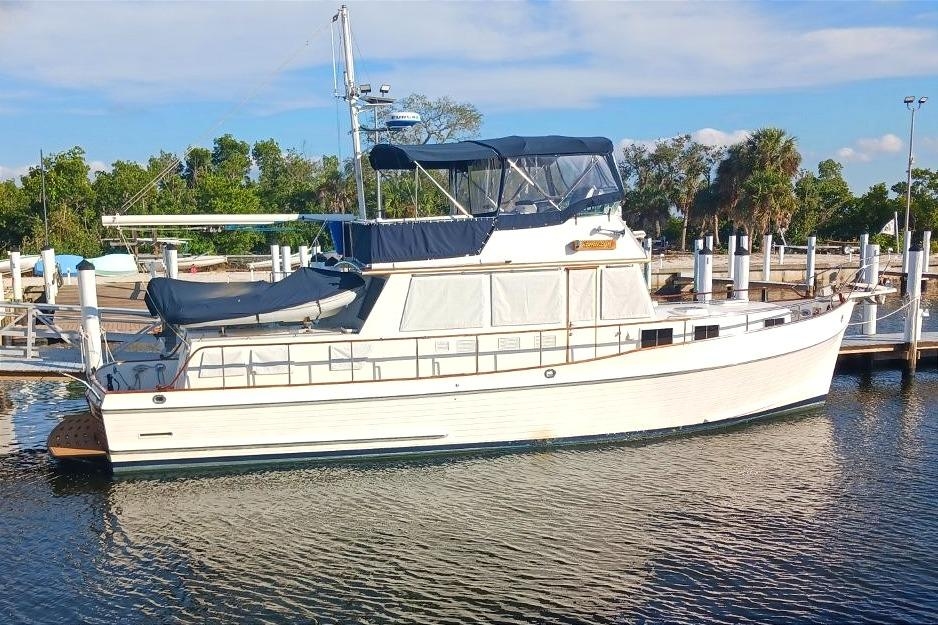 1997 Grand Banks Classic - Sold Boat